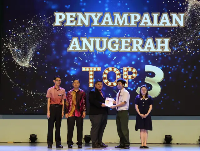 1S8A3944