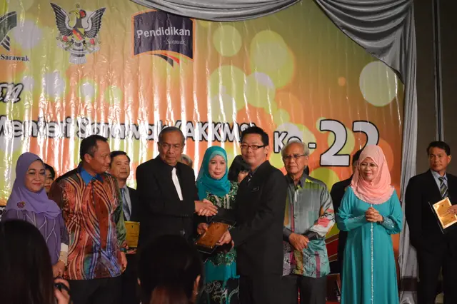 Anugerah Khas Ketua Menteri Akademik